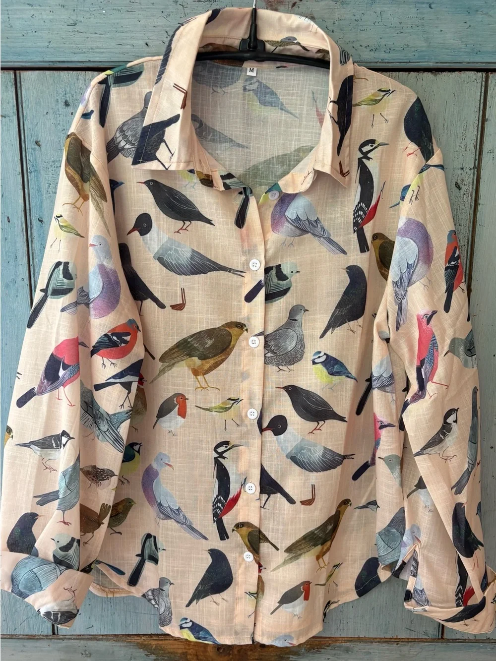 For Bird Lovers! Super Fun Women’s Beige Bird-Print Button-Up Shirt, Medium - Picture 8 of 16